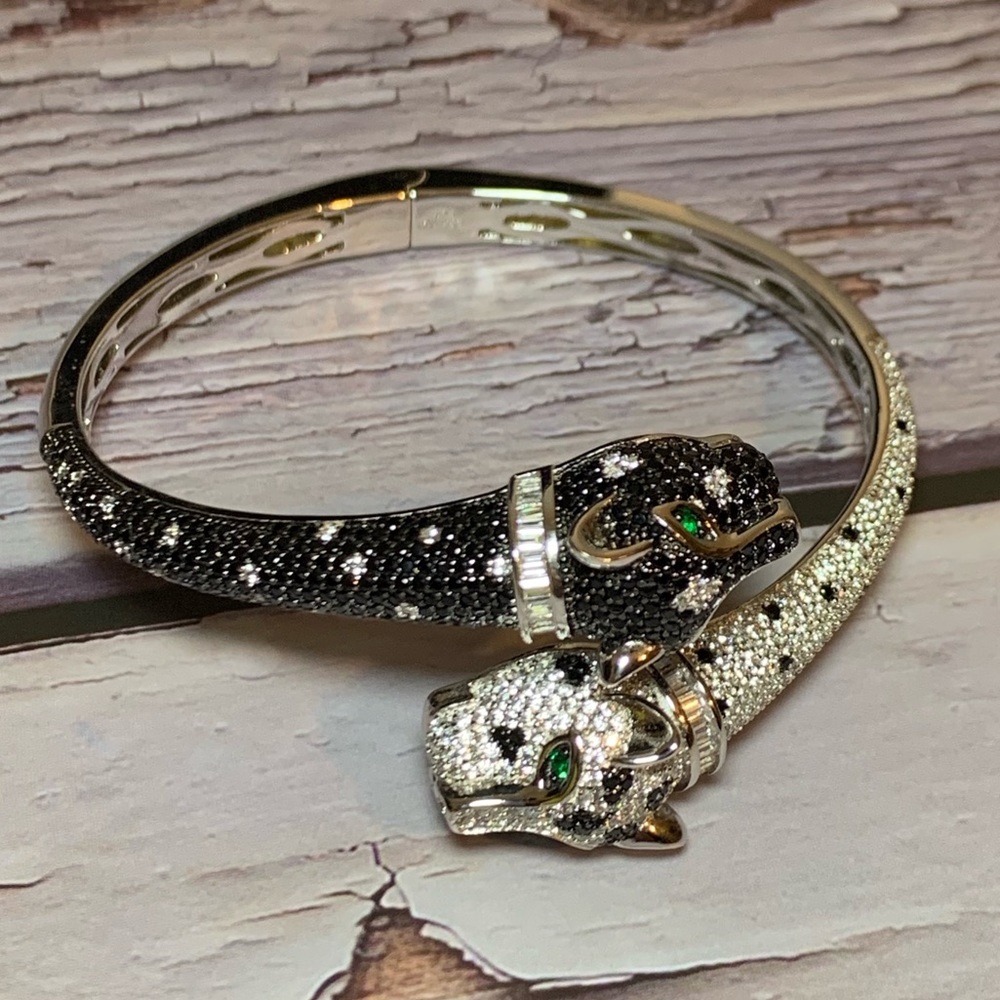 Women’s Luxury Bracelet